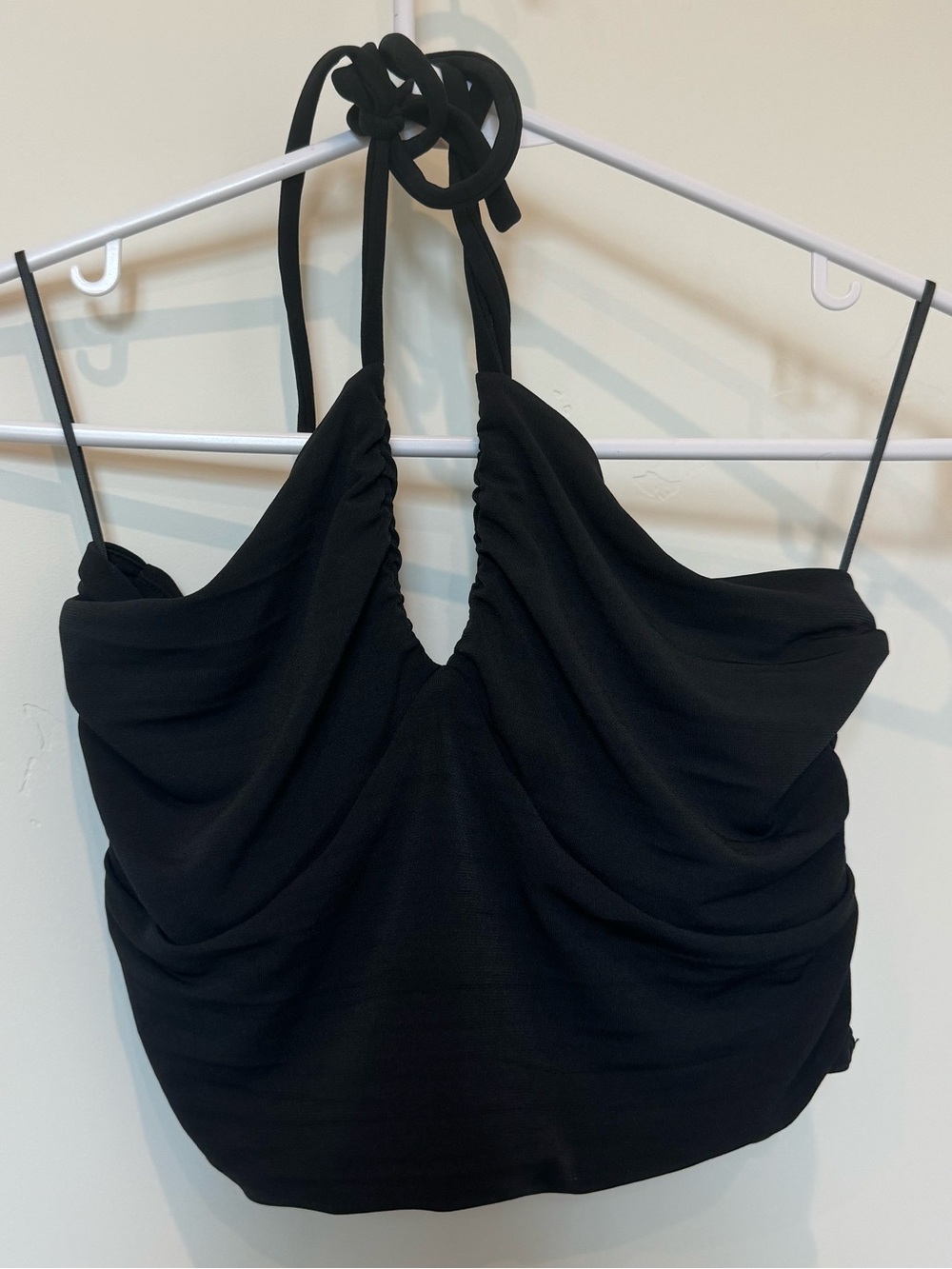 Abercrombie NWT Black Halter Ruched Crop Top